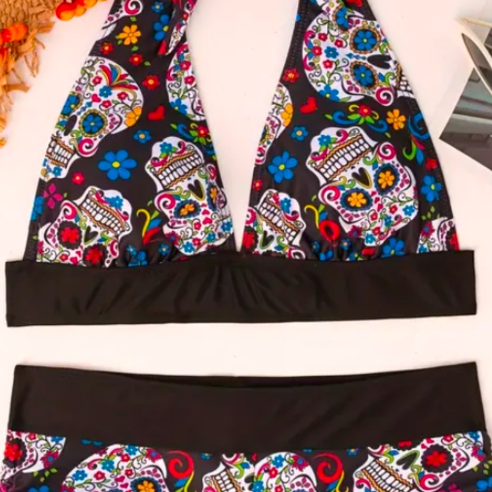 Colorful Skull Print Bikini - Picture 2 of 3